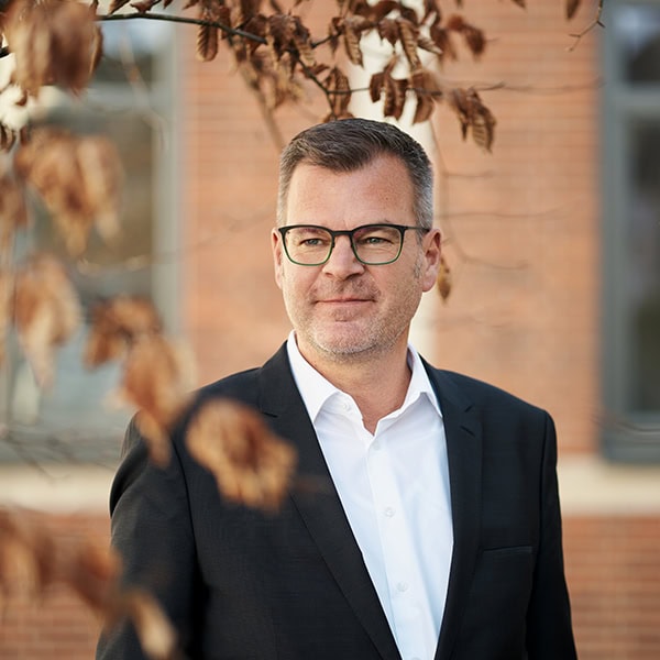 Dr. Stefan Wiesendahl